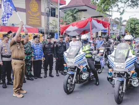 Sambut Lebaran, Kabupaten Jember Gelar Operasi Ketupat Semeru 2023